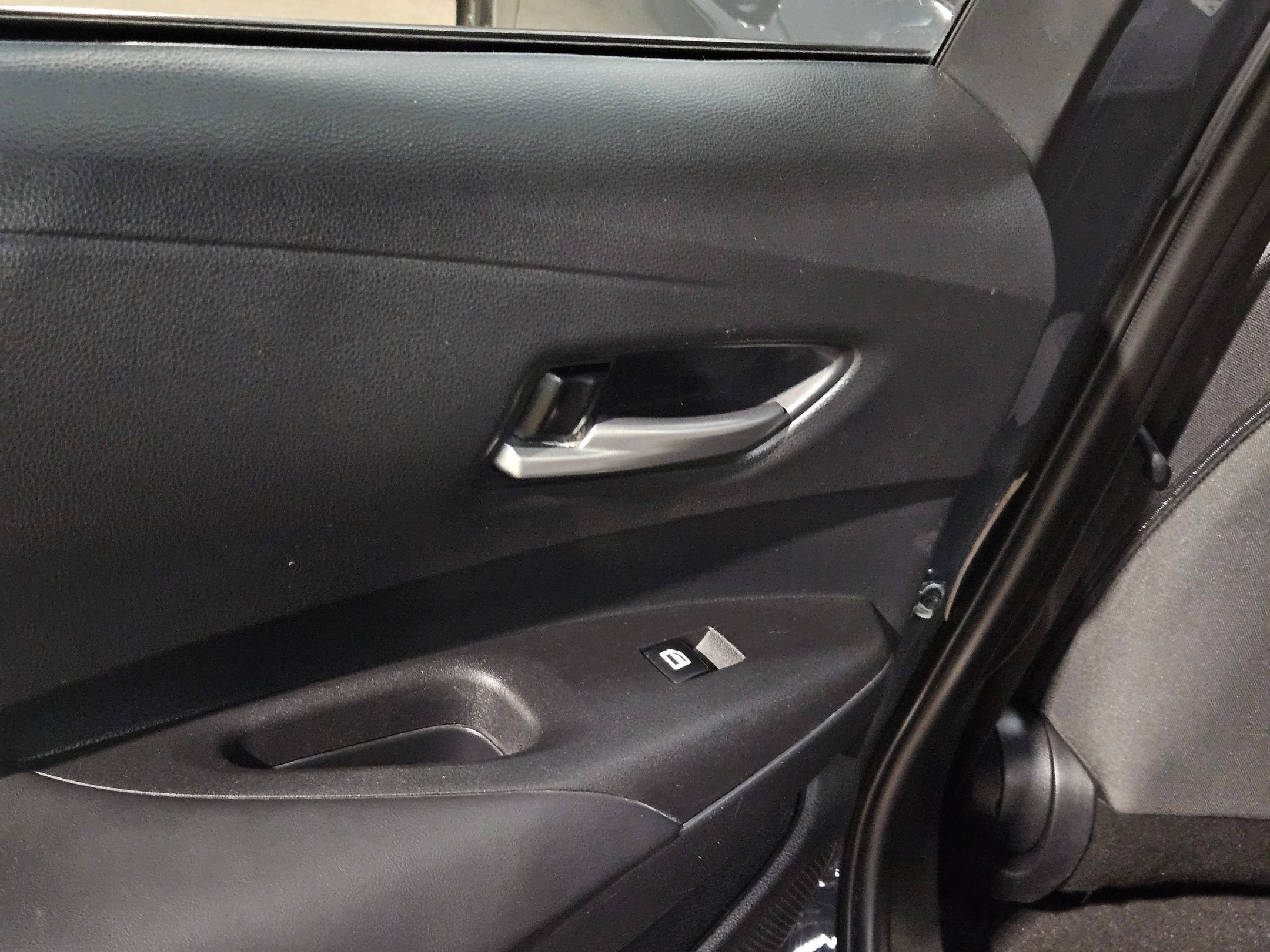 Certified 2024 Toyota Corolla SE image 33