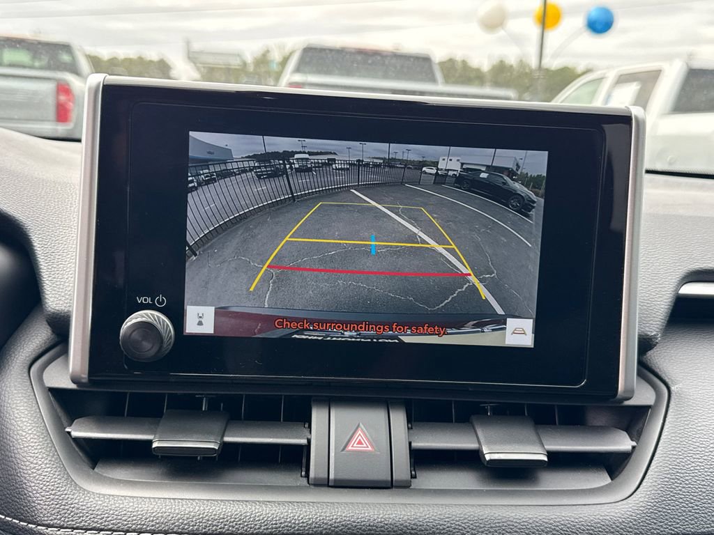 Used 2024 Toyota RAV4 XLE w/ Convenience Package image 31