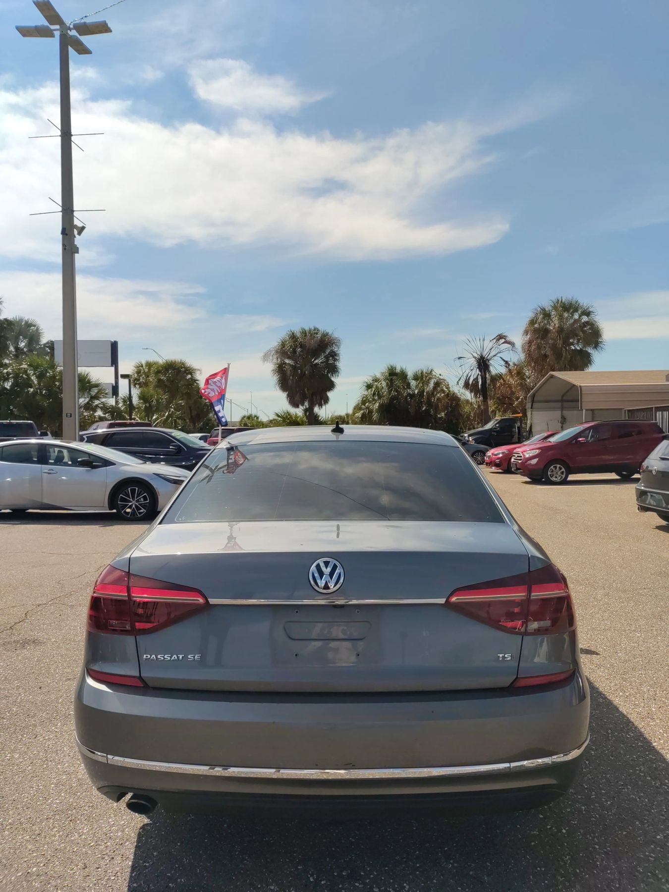 Used 2016 Volkswagen Jetta Sport FWD image 4