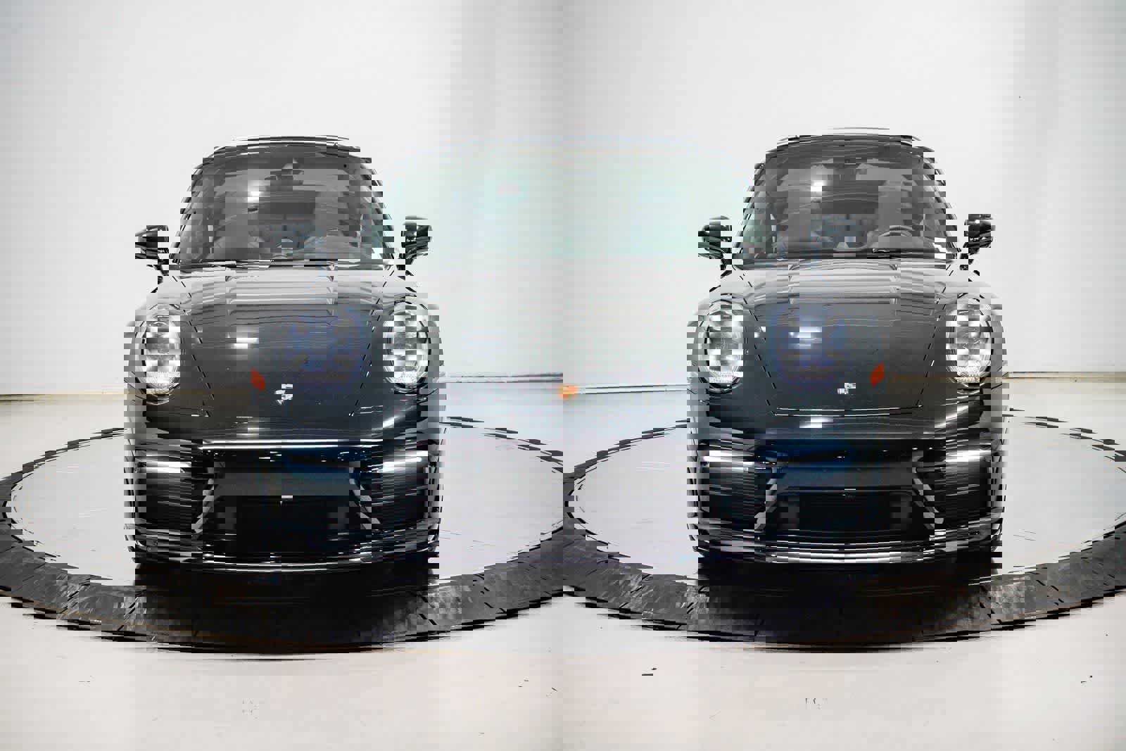 Used 2022 Porsche 911 Targa 4 GTS image 6