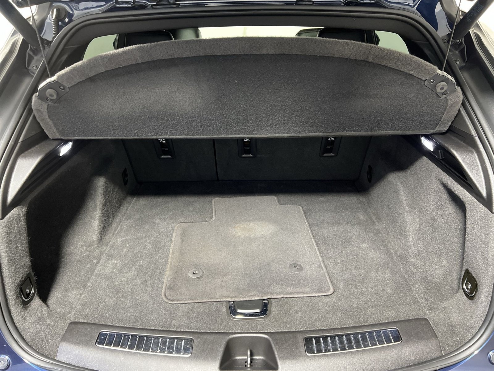 Used 2019 Cadillac XT4 Sport AWD/4WD image 26