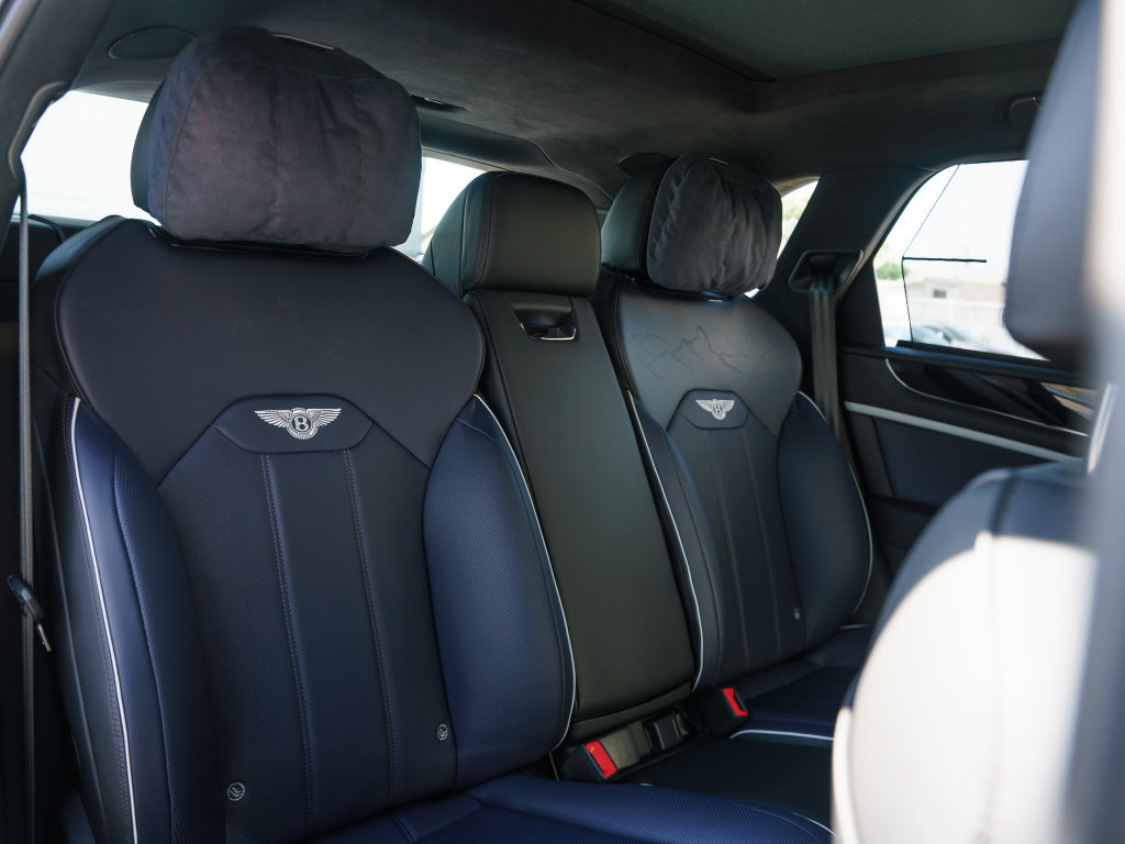 New 2027 Bentley Bentayga AWD/4WD image 28