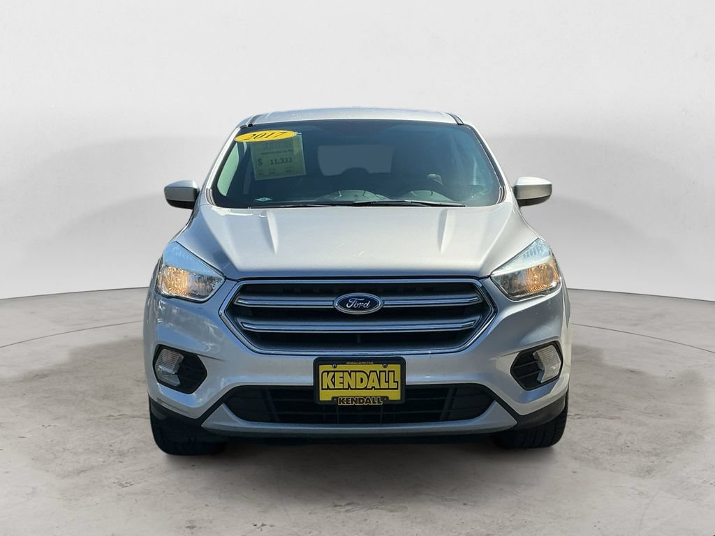 Used 2017 Ford Escape SE AWD/4WD image 2