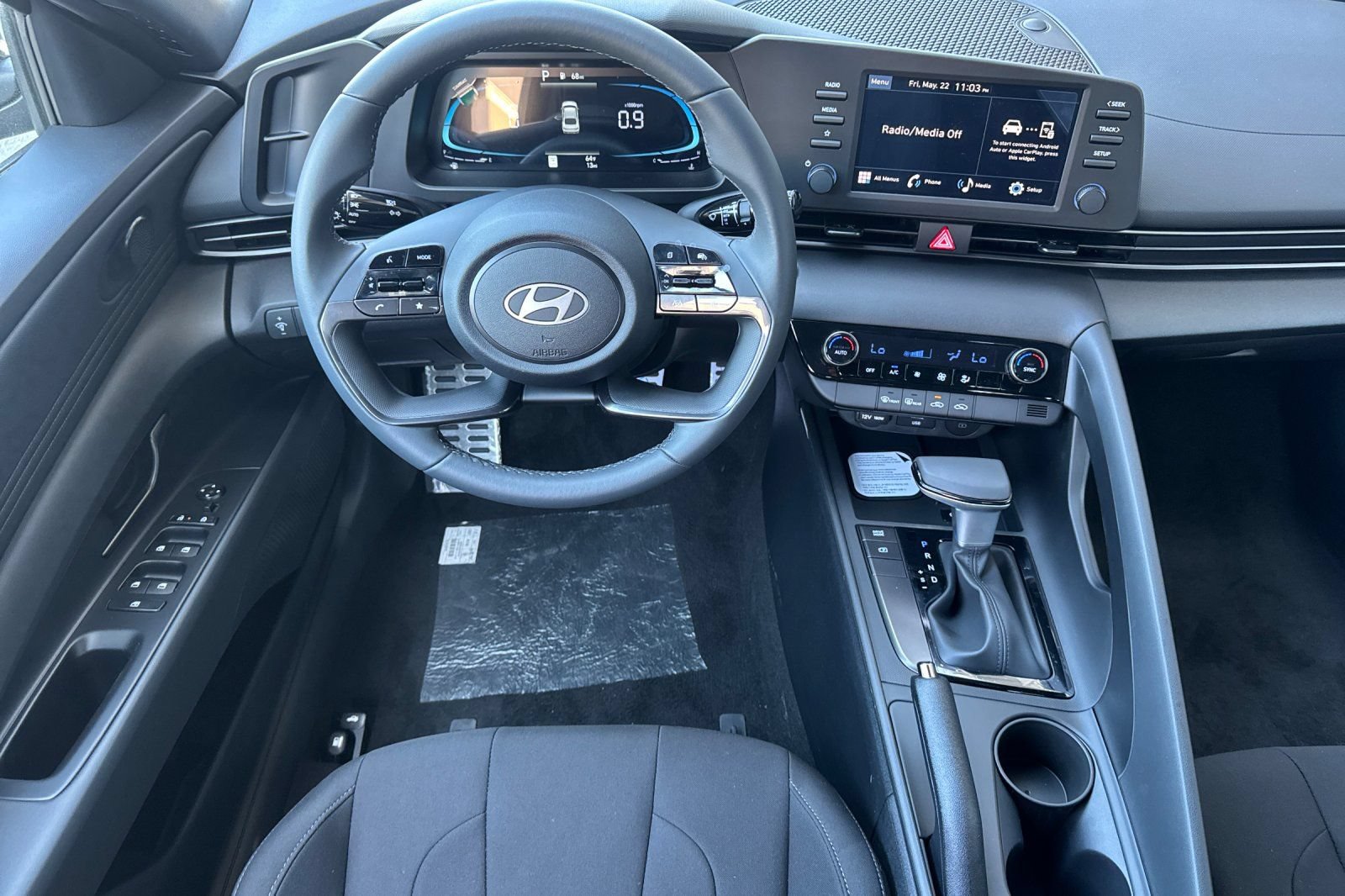New 2026 Hyundai Elantra Sport FWD image 14