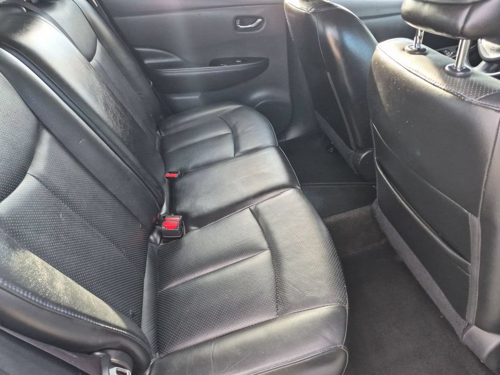 Used 2015 Nissan Leaf SL w/ Premium Package FWD image 29