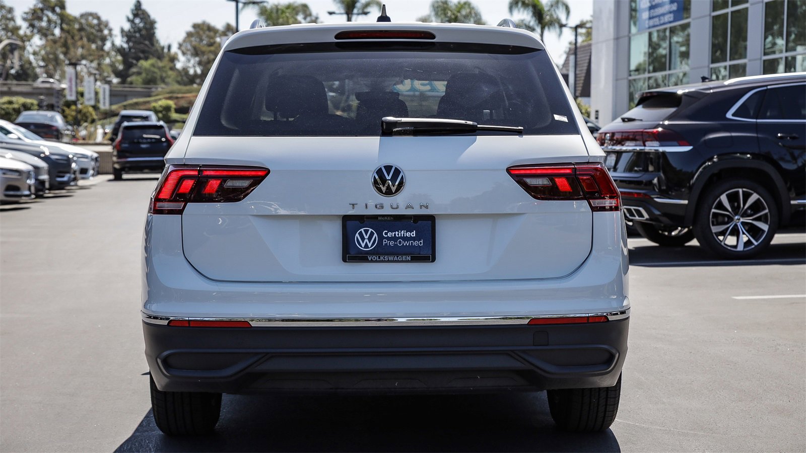 Certified 2024 Volkswagen Tiguan S image 7