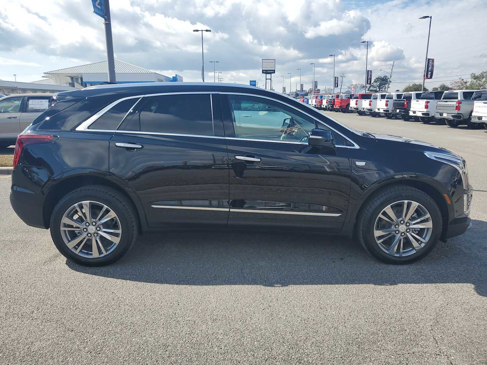 New 2026 Cadillac XT5 Premium Luxury w/ Driver Assist Package image 7