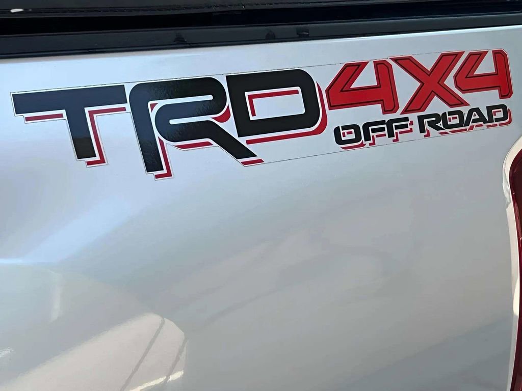 Used 2019 Toyota Tacoma TRD Off-Road AWD/4WD image 31