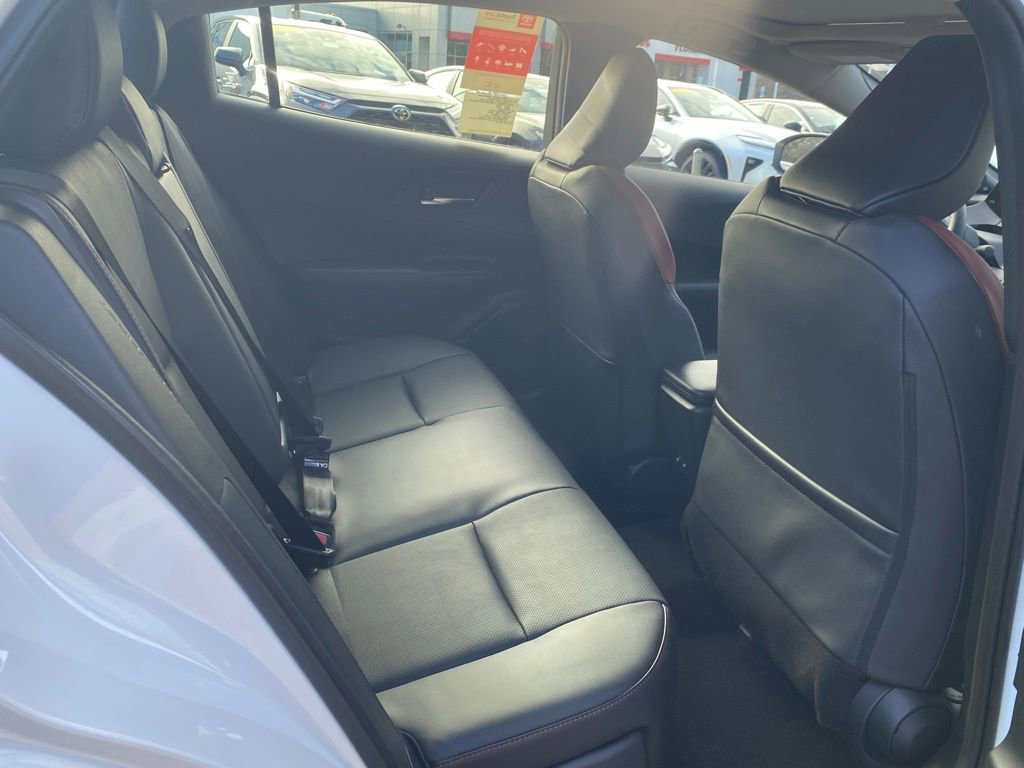 New 2026 Toyota Prius Plug-In Hybrid FWD image 17