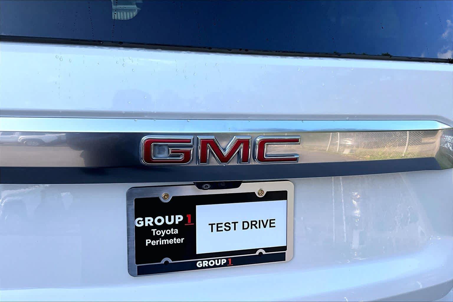 Used 2022 GMC Yukon XL Denali w/ Denali Premium Package RWD image 31