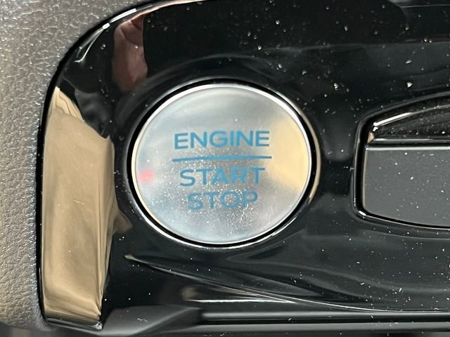 New 2024 Ford Escape SE FWD image 24