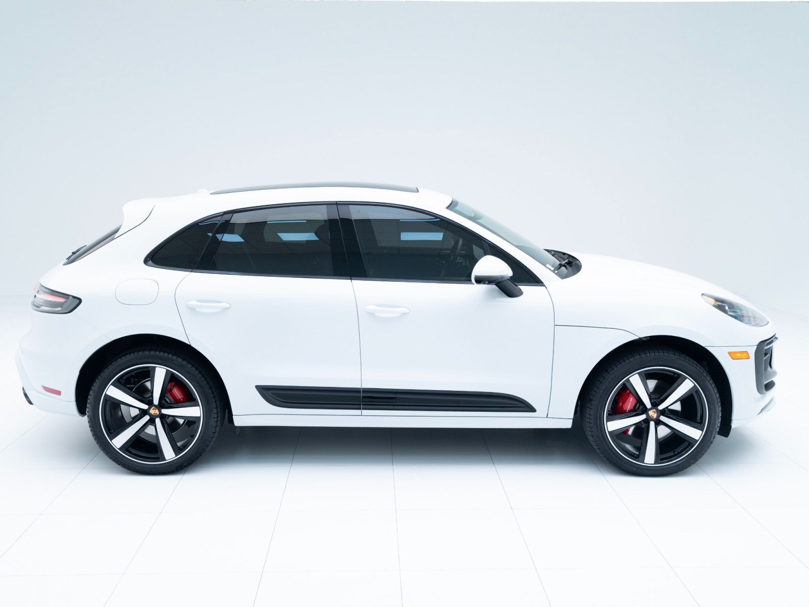 New 2026 Porsche Macan S AWD/4WD image 8