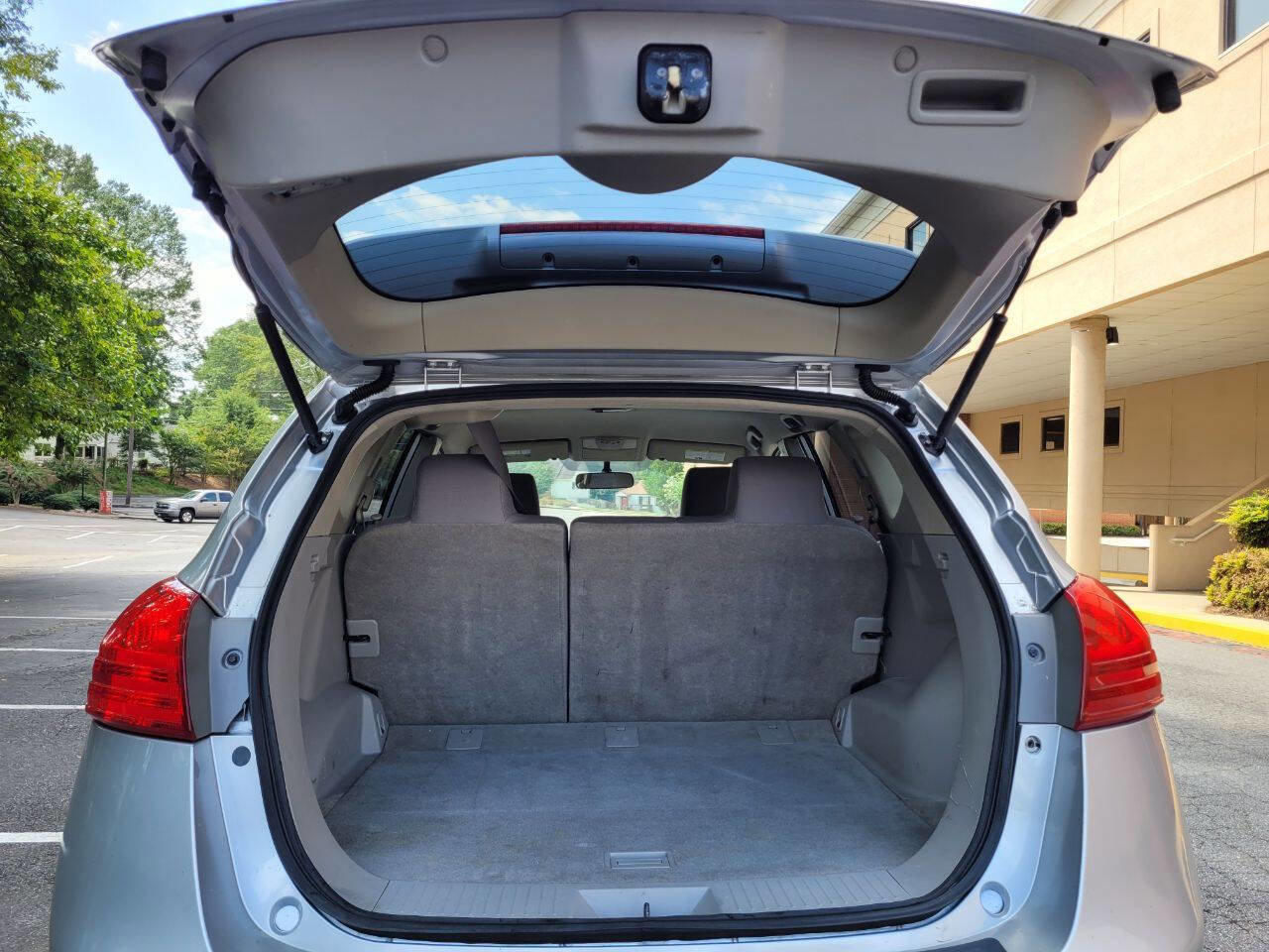 Used 2012 Nissan Rogue SV image 12