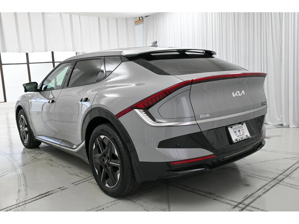 New 2025 Kia EV6 Wind image 5