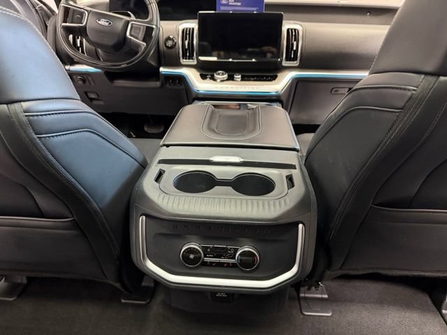 Used 2025 Ford Expedition Max Platinum AWD/4WD image 34