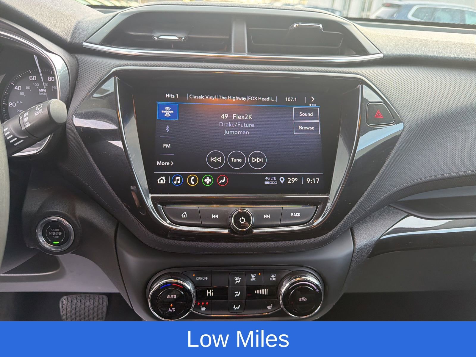 Used 2023 Chevrolet TrailBlazer LT w/ Convenience Package image 14