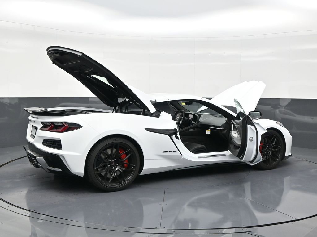 Used 2026 Chevrolet Corvette Z06 image 29