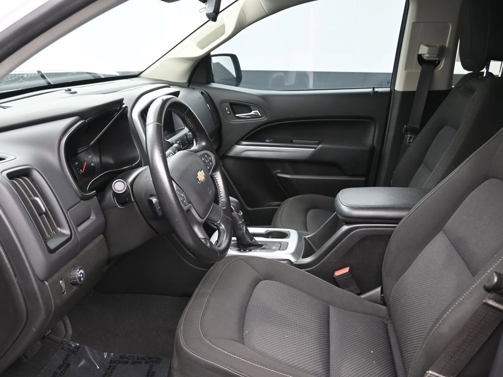 Used 2022 Chevrolet Colorado LT w/ LT Convenience Package image 12