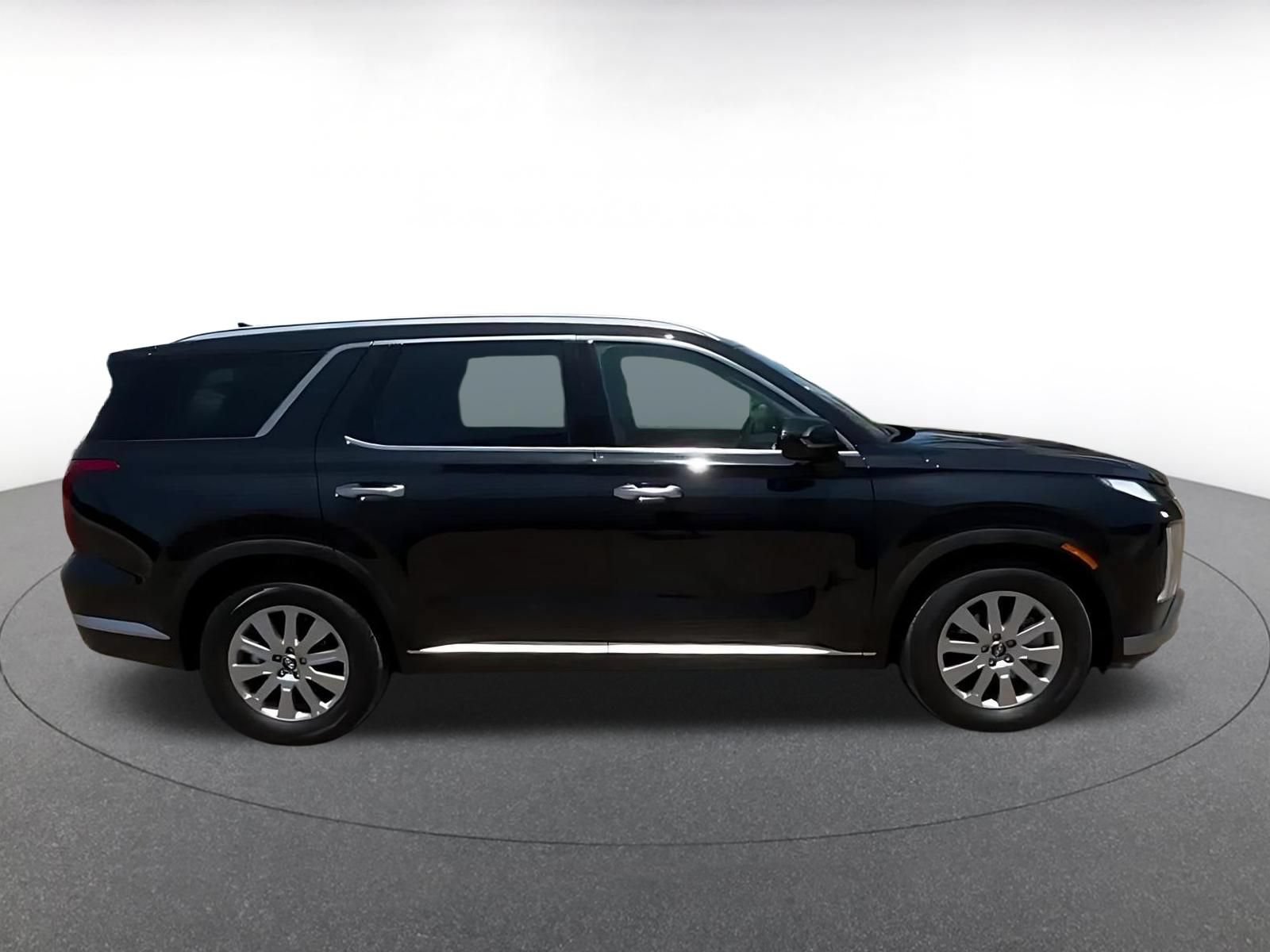 Used 2025 Hyundai Palisade SEL AWD/4WD image 16