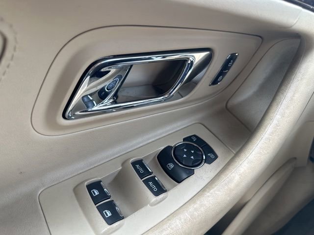 Used 2018 Ford Taurus Limited image 19