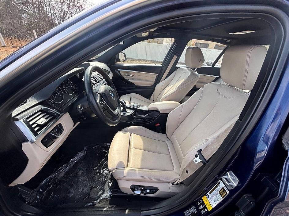 Used 2017 BMW 330i xDrive Sedan image 13