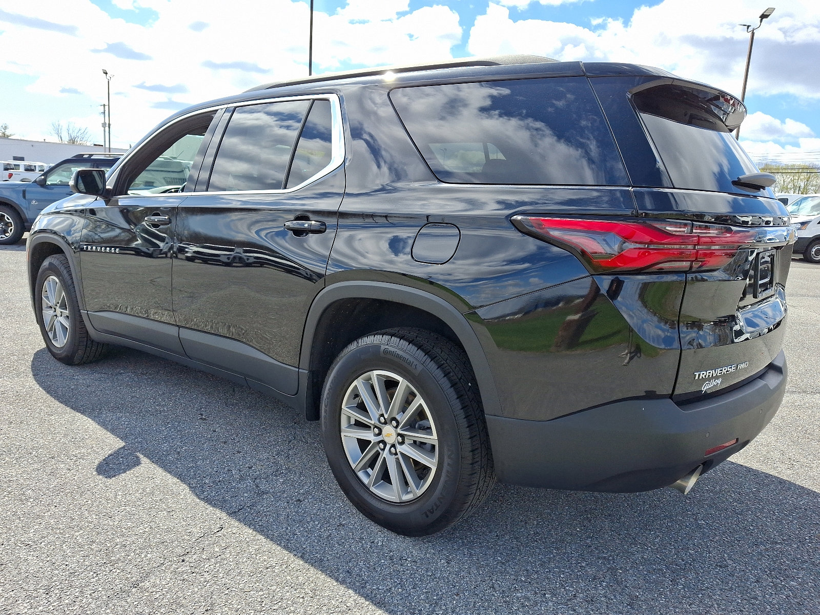 Used 2022 Chevrolet Traverse LT image 4