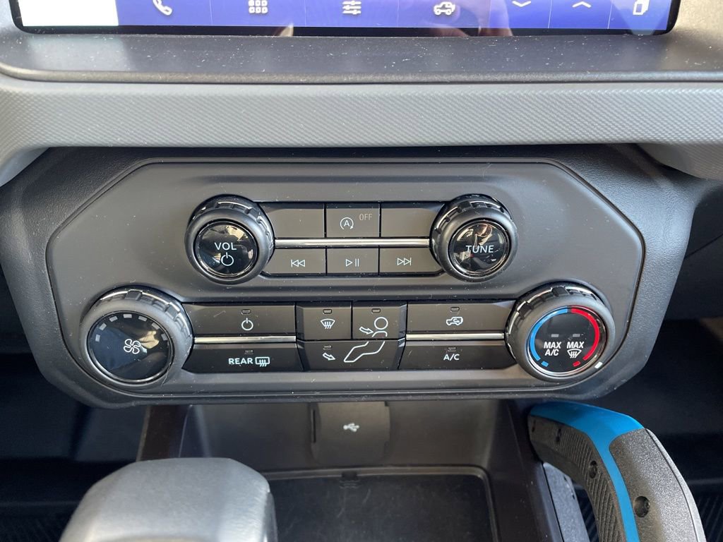 Used 2024 Ford Bronco Black Diamond image 20