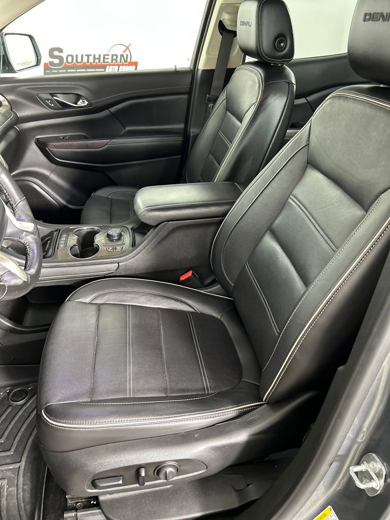 Used 2020 GMC Acadia Denali w/ Trailering Package image 12