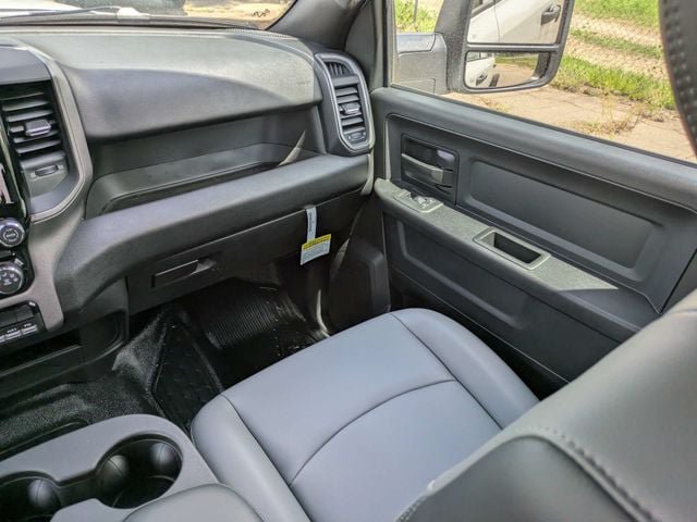 New 2026 RAM 3500 Tradesman w/ Chrome Appearance Group A AWD/4WD image 15