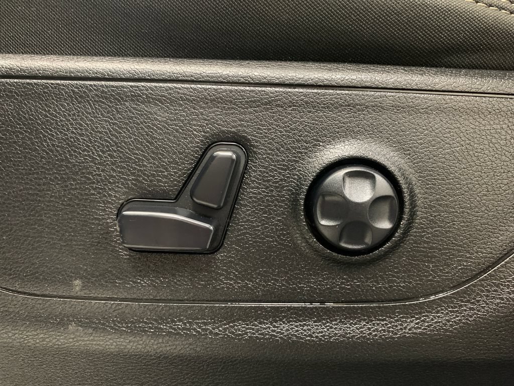 Used 2020 RAM 1500 Big Horn AWD/4WD image 19
