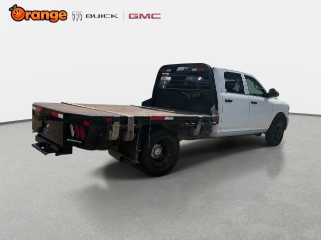 Used 2022 RAM 3500 Tradesman w/ Chrome Appearance Group AWD/4WD image 3
