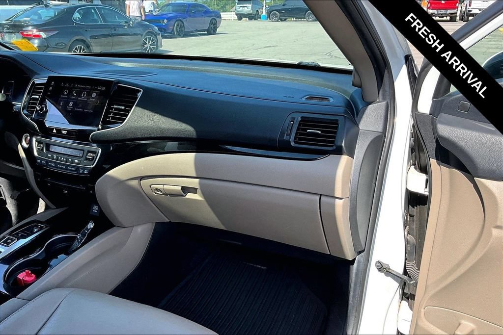 Used 2021 Honda Pilot Touring image 26