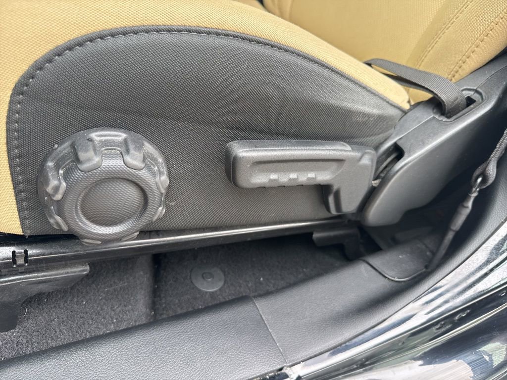 Used 2021 Jeep Wrangler Unlimited Sahara image 25