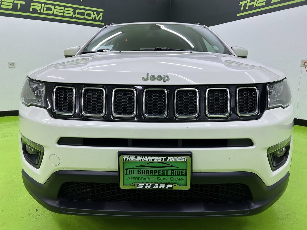 Used 2019 Jeep Compass Latitude w/ Popular Equipment Group AWD/4WD image 3