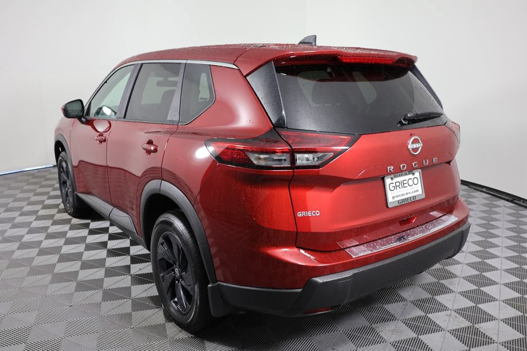 Used 2026 Nissan Rogue SV w/ Cold Weather Package FWD image 6