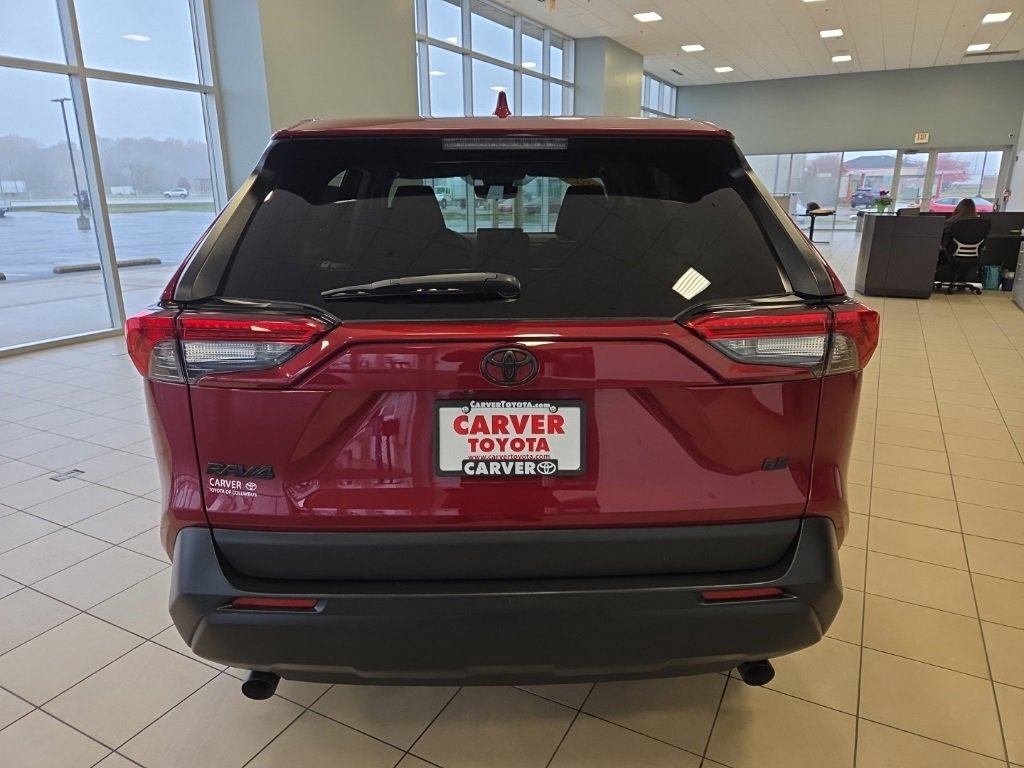 Used 2024 Toyota RAV4 LE image 8