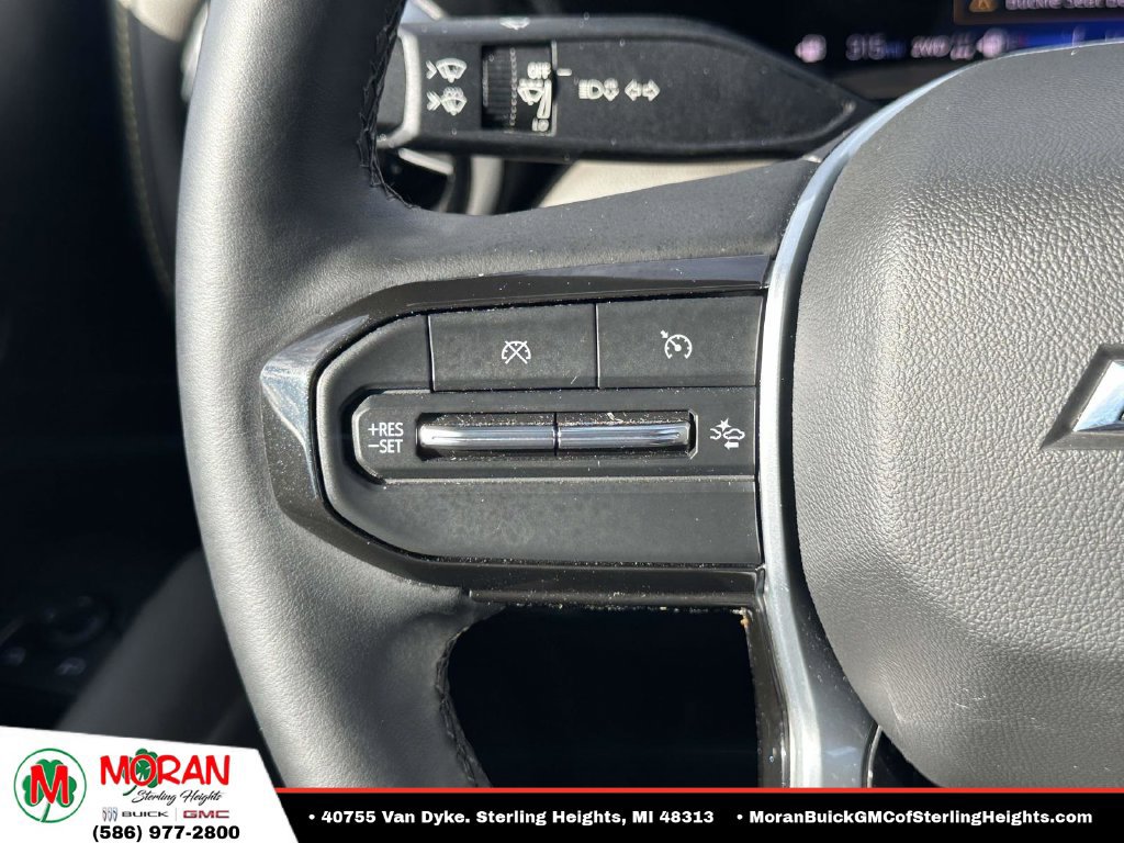 Certified 2023 Chevrolet Colorado ZR2 w/ ZR2 Convenience Package III AWD/4WD image 23