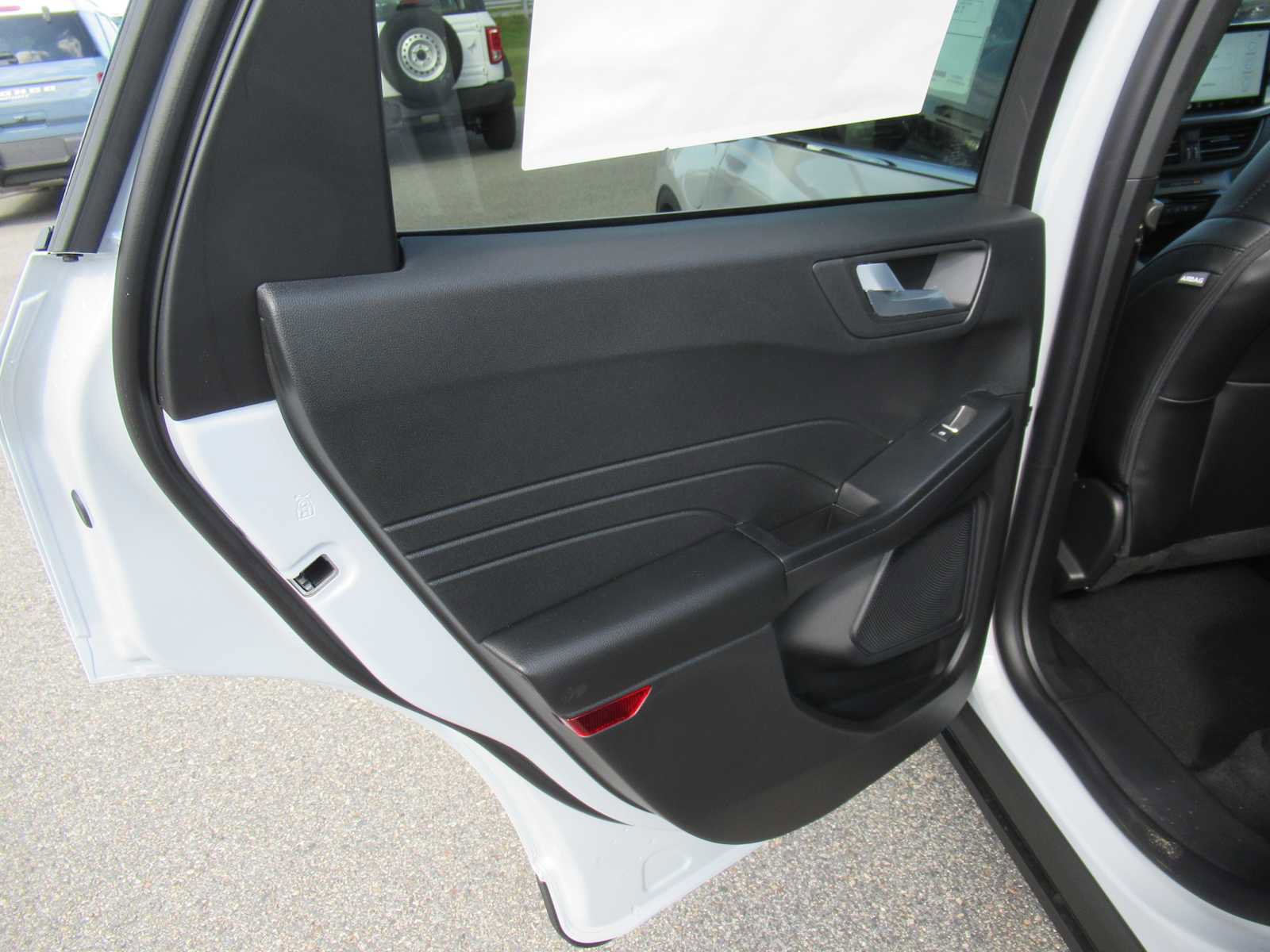 New 2026 Ford Escape SE FWD image 20