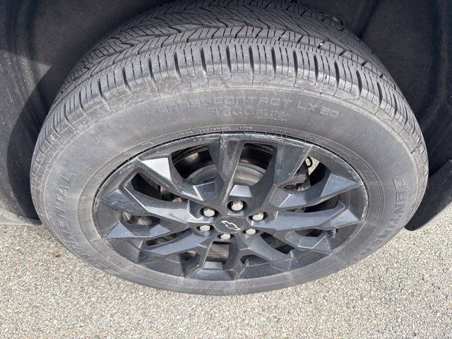Used 2025 Chevrolet Traverse LT w/ Midnight/Sport Edition AWD/4WD image 11