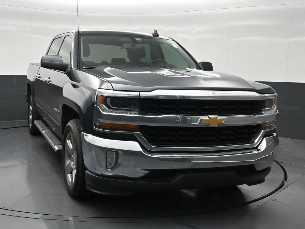 Used 2018 Chevrolet Silverado 1500 LT w/ All Star Edition RWD image 8