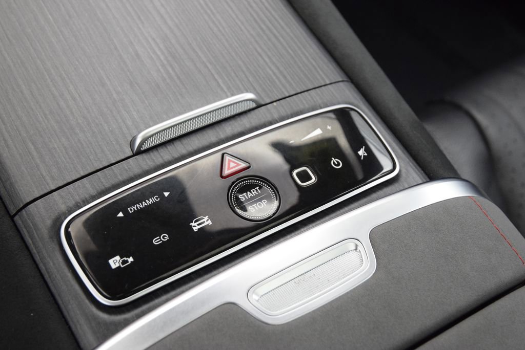 Used 2023 Mercedes-Benz EQS 580 4MATIC Sedan image 33