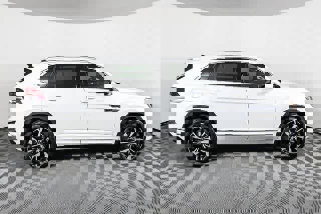 New 2026 Volkswagen Atlas Cross Sport SEL Premium R-Line image 29