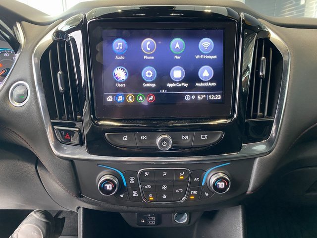 Used 2023 Chevrolet Traverse RS image 23