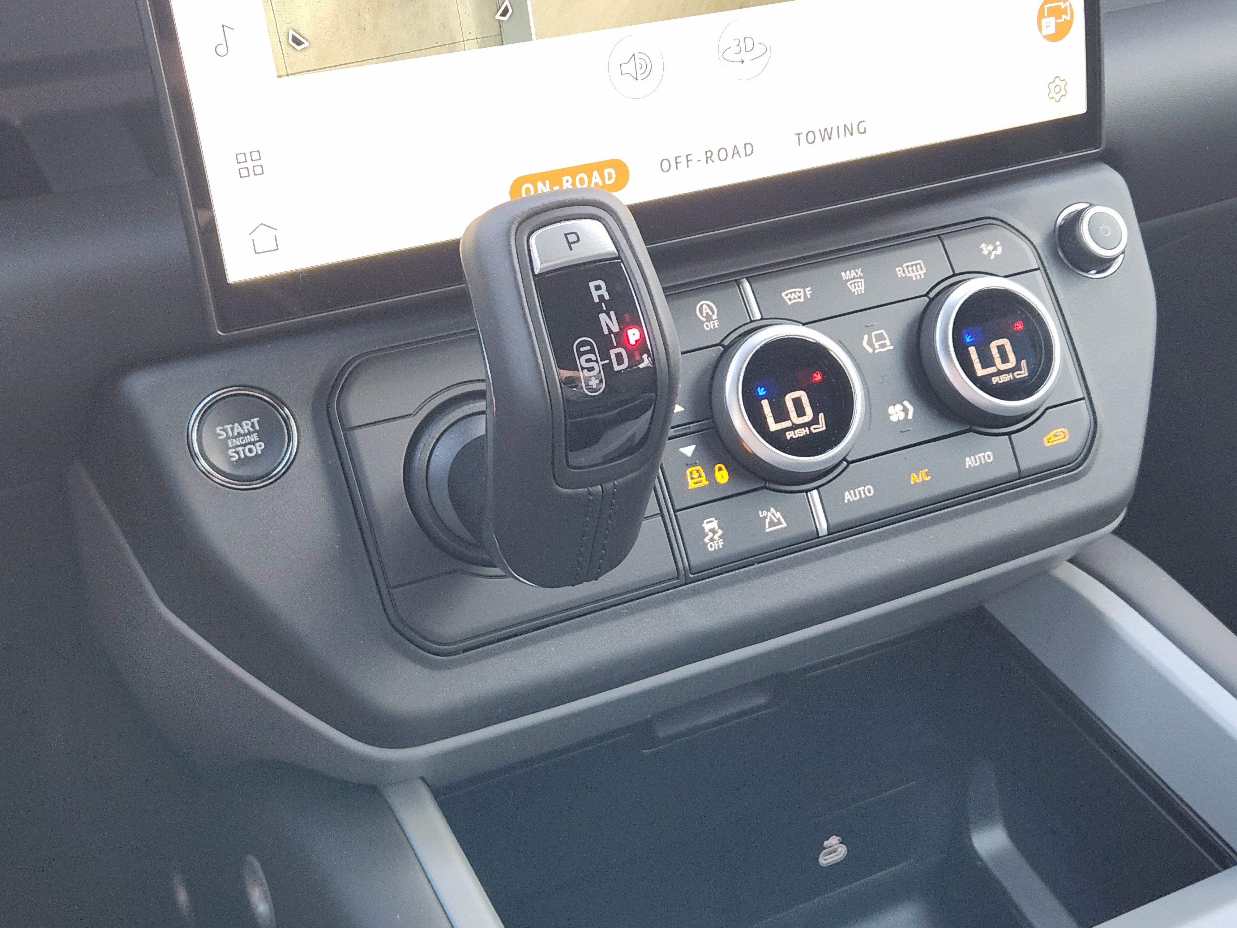 New 2026 Land Rover Defender 130 V8 image 18