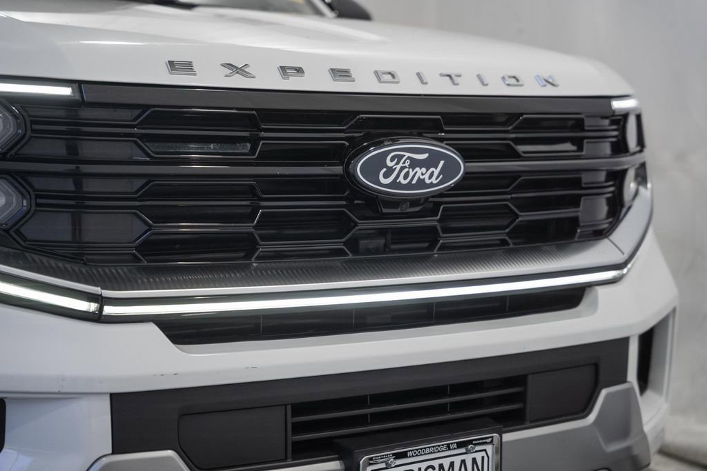 Used 2025 Ford Expedition Max Platinum AWD/4WD image 21