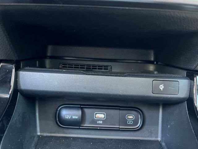 Certified 2025 Kia Seltos EX w/ EX Sunroof Package FWD image 23