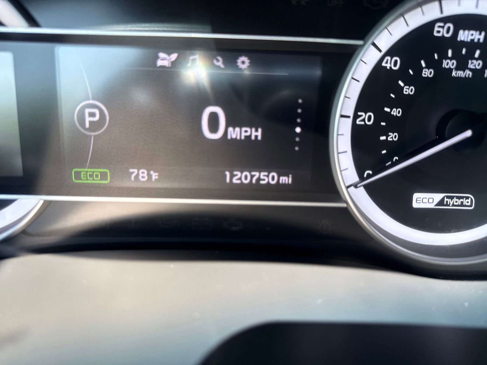 Used 2019 Kia Niro LX FWD image 17
