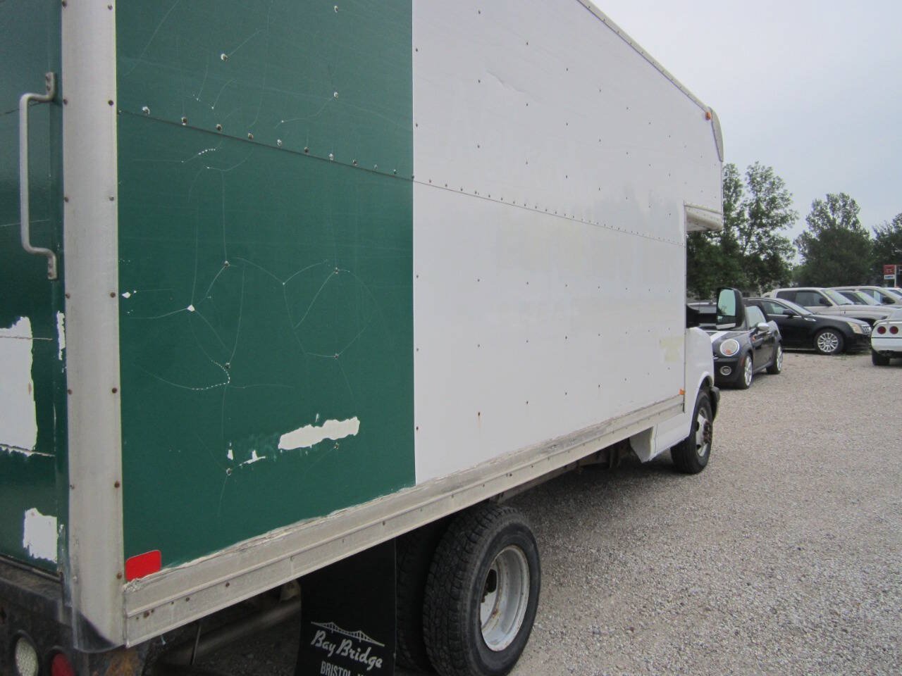 Used 2010 Chevrolet Express 3500 Extended RWD image 14