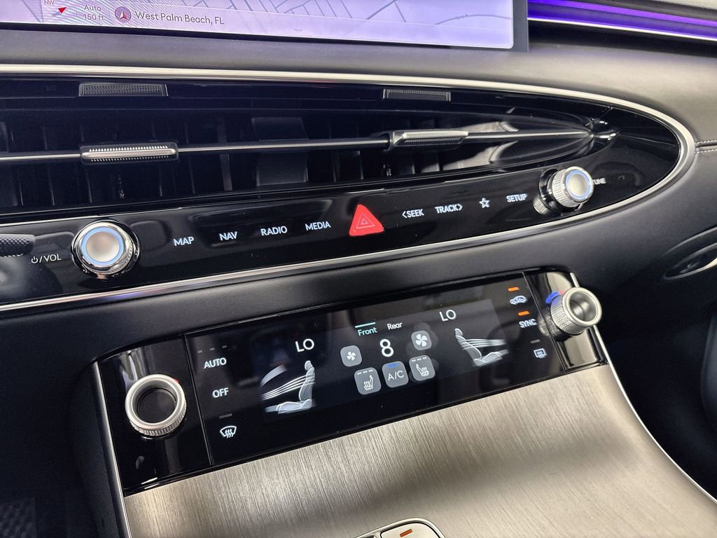 New 2026 Genesis GV70 2.5T Select AWD/4WD image 17