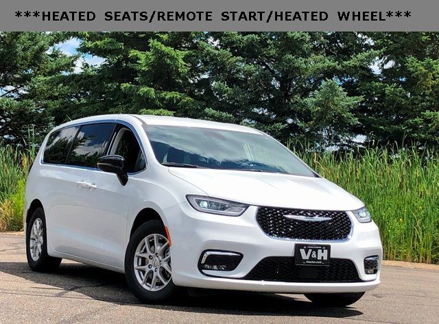 Used 2024 Chrysler Pacifica Touring-L